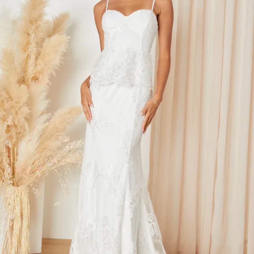 Brand new wedding dress!